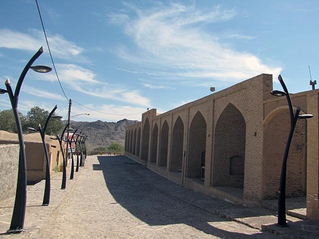 قله شیرکوه