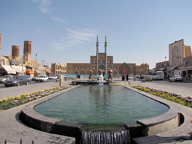 قله شیرکوه