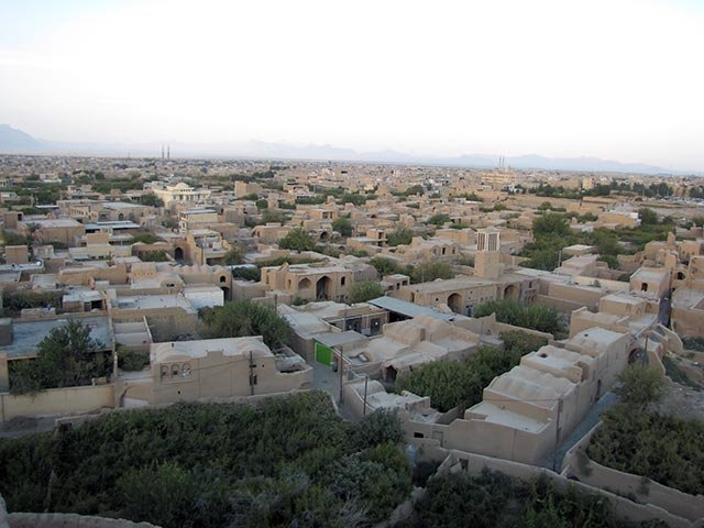 قله شیرکوه