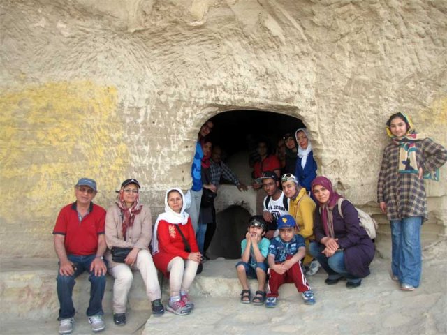 غارهای سه گانه پان مسیتی