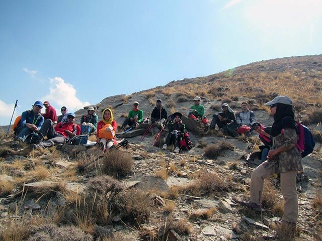 کاراموزی کوهپیمایی
